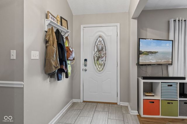 801 S Restin Road, Greenwood, IN 46142