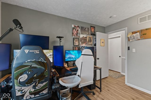 801 S Restin Road, Greenwood, IN 46142