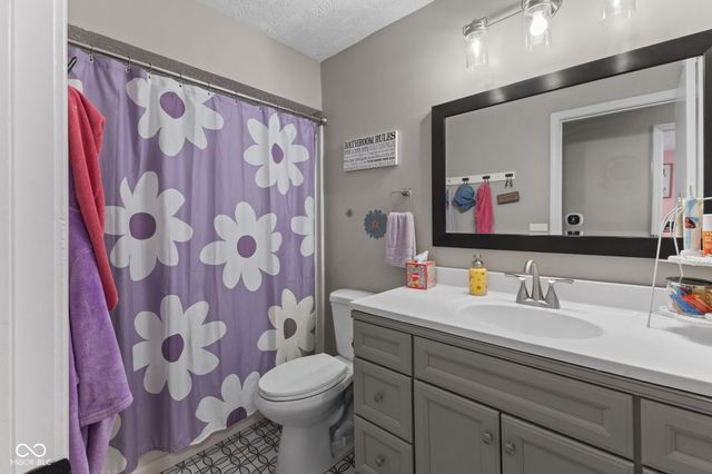 801 S Restin Road, Greenwood, IN 46142