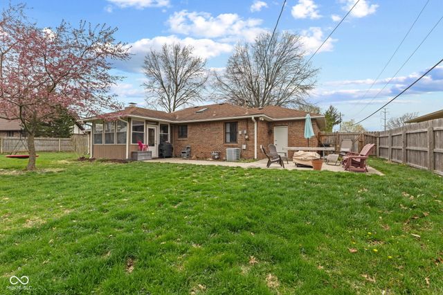 801 S Restin Road, Greenwood, IN 46142