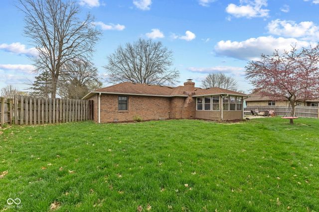 801 S Restin Road, Greenwood, IN 46142