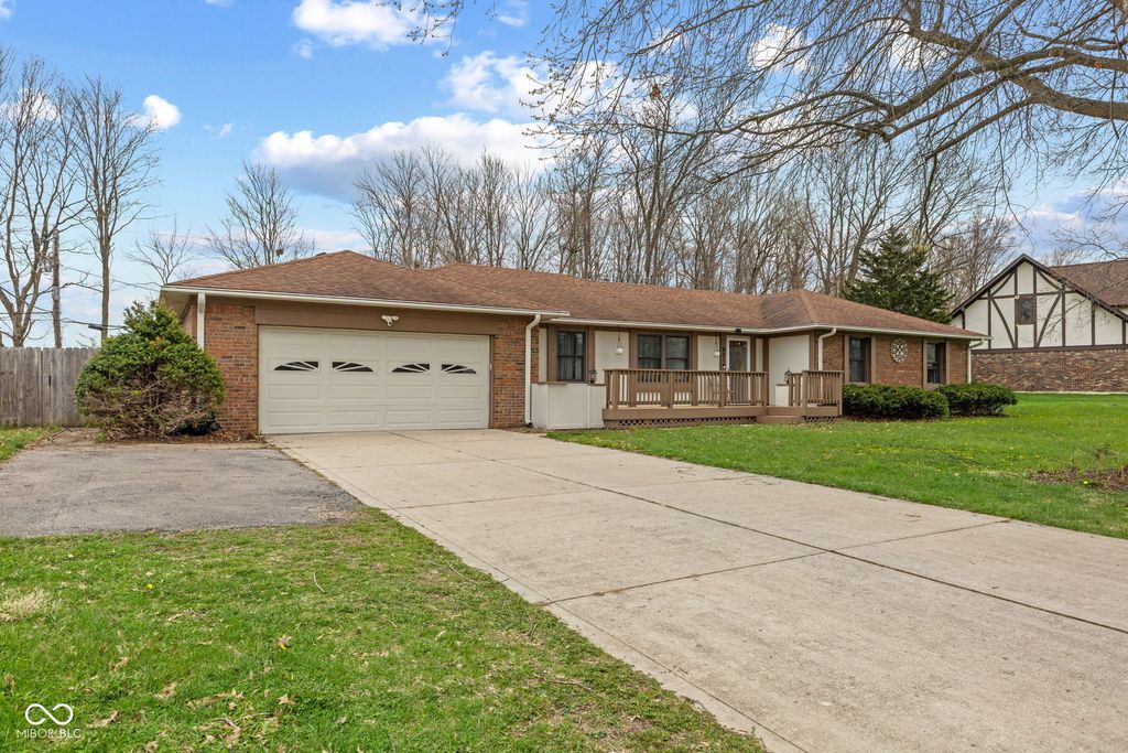 801 S Restin Road, Greenwood, IN 46142