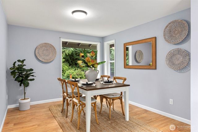 14220 Crown Point Pl NW Place NW, Silverdale, WA 98383