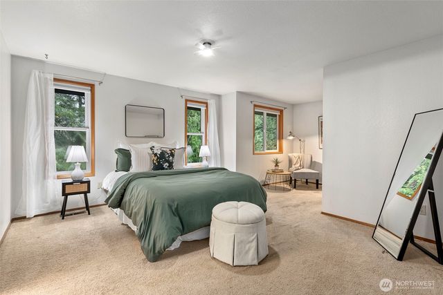 14220 Crown Point Pl NW Place NW, Silverdale, WA 98383