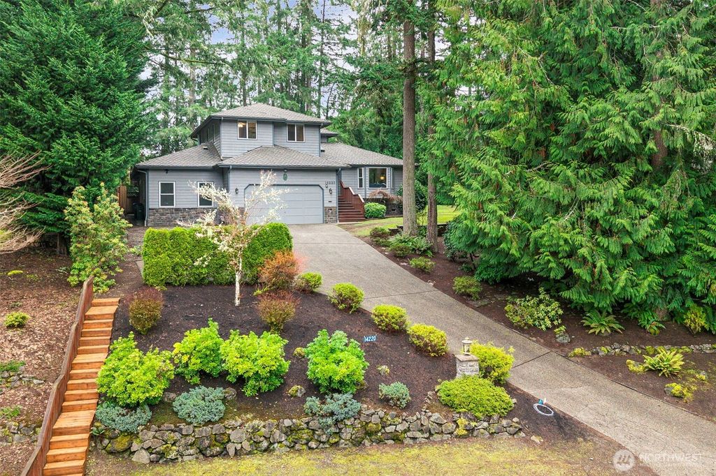 14220 Crown Point Pl NW Place NW, Silverdale, WA 98383