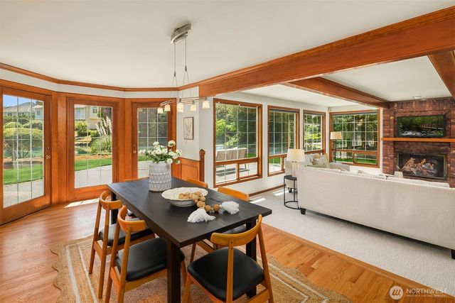 7670 80th Place SE, Mercer Island, WA 98040