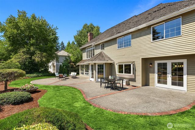 7670 80th Place SE, Mercer Island, WA 98040