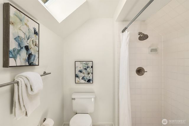 7670 80th Place SE, Mercer Island, WA 98040