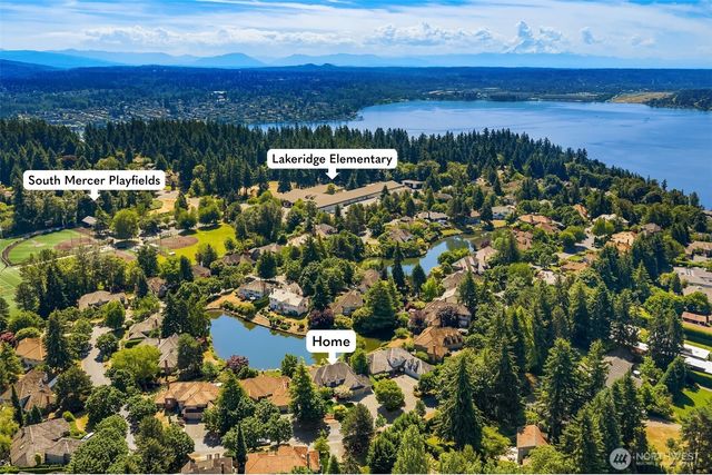 7670 80th Place SE, Mercer Island, WA 98040