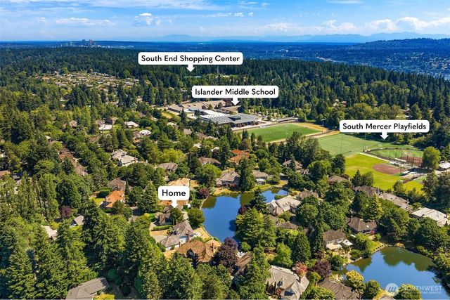 7670 80th Place SE, Mercer Island, WA 98040