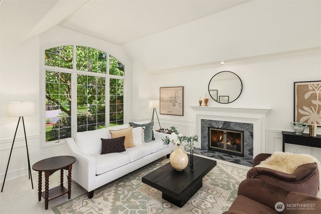7670 80th Place SE, Mercer Island, WA 98040