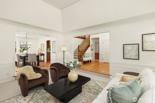 7670 80th Place SE, Mercer Island, WA 98040