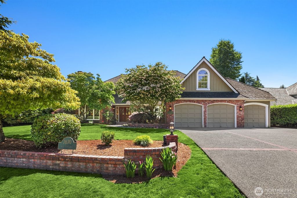 7670 80th Place SE, Mercer Island, WA 98040