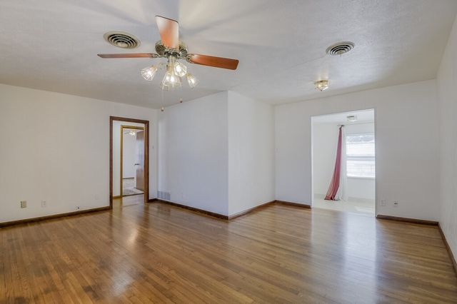 1216 Britt Drive, Arlington, TX 76013