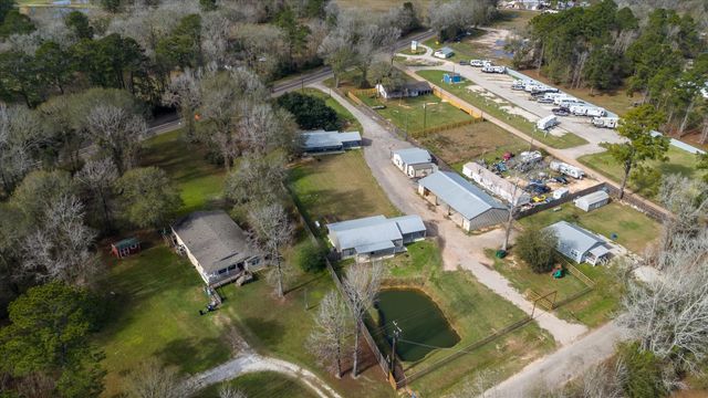 289 County Road 2250, Cleveland, TX 77327