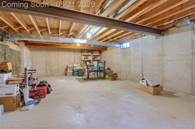 1500 Duff Lane, Milford Charter Township, MI 48381