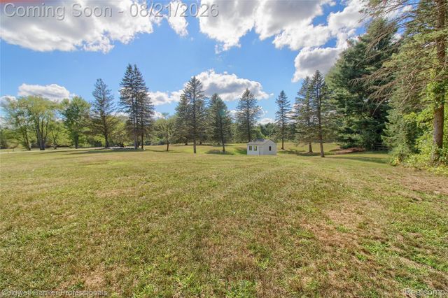 1500 Duff Lane, Milford Charter Township, MI 48381