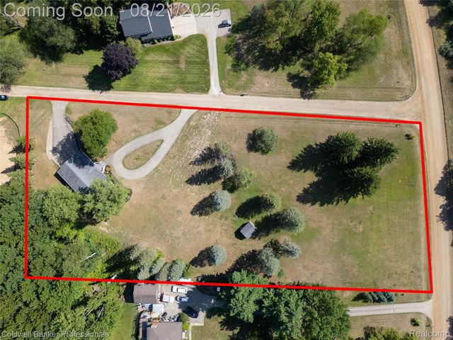 1500 Duff Lane, Milford Charter Township, MI 48381