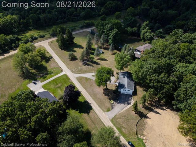 1500 Duff Lane, Milford Charter Township, MI 48381