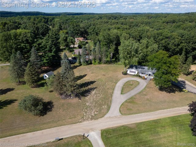 1500 Duff Lane, Milford Charter Township, MI 48381