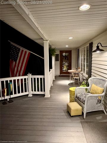 1500 Duff Lane, Milford Charter Township, MI 48381