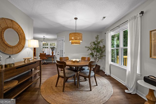 15 Paces Landing Place, Newnan, GA 30263