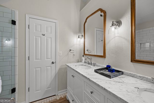 15 Paces Landing Place, Newnan, GA 30263