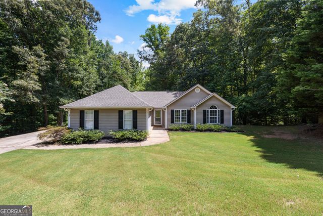 15 Paces Landing Place, Newnan, GA 30263