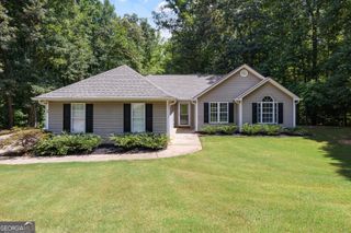 15 Paces Landing Place, Newnan, GA 30263