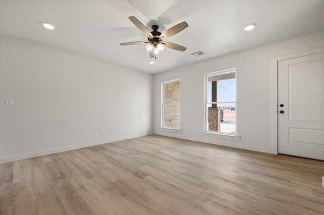 7417 64th Street, Lubbock, TX 79407