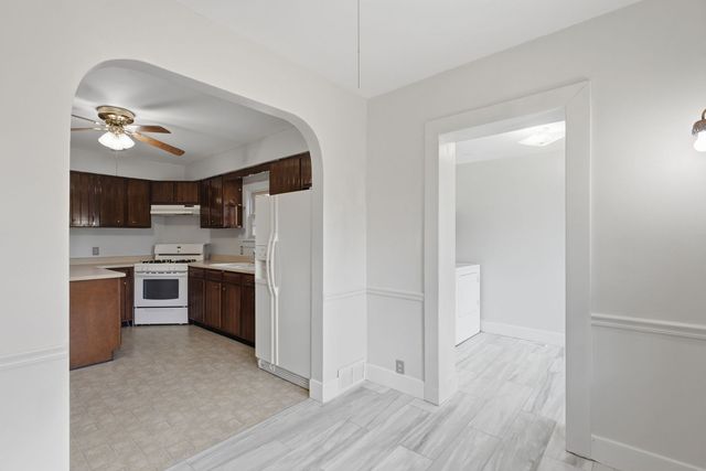 2202 44th Street, Moline, IL 61265