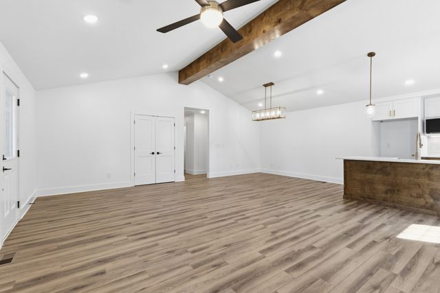 4848 Concord Dr, Hermitage, TN 37076