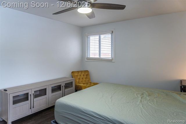 33756 Cindy Street, Livonia, MI 48150