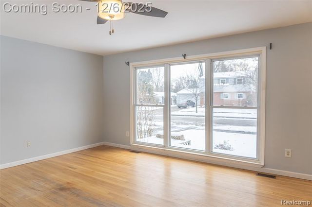 33756 Cindy Street, Livonia, MI 48150