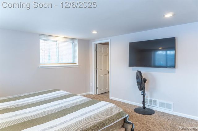 33756 Cindy Street, Livonia, MI 48150