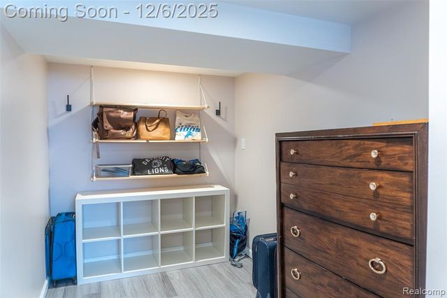 33756 Cindy Street, Livonia, MI 48150