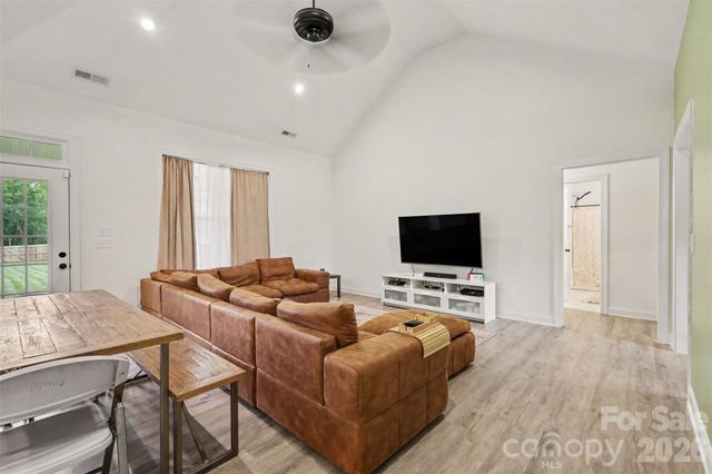 1424 Autumnwood Drive 17, Rock Hill, SC 29730