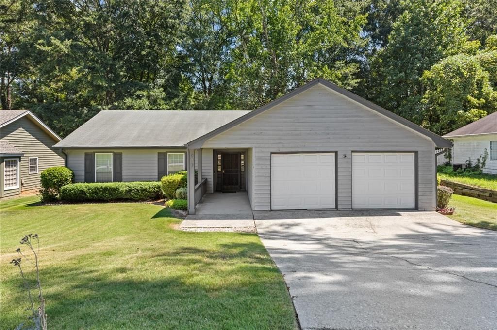 607 Stonemill Manor, Lithonia, GA 30058
