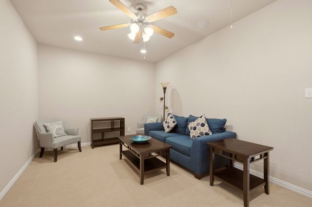 703 Chestnuthill Drive, Allen, TX 75013