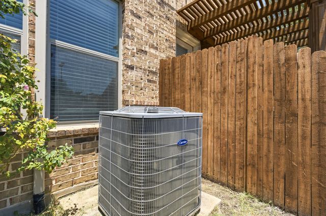703 Chestnuthill Drive, Allen, TX 75013