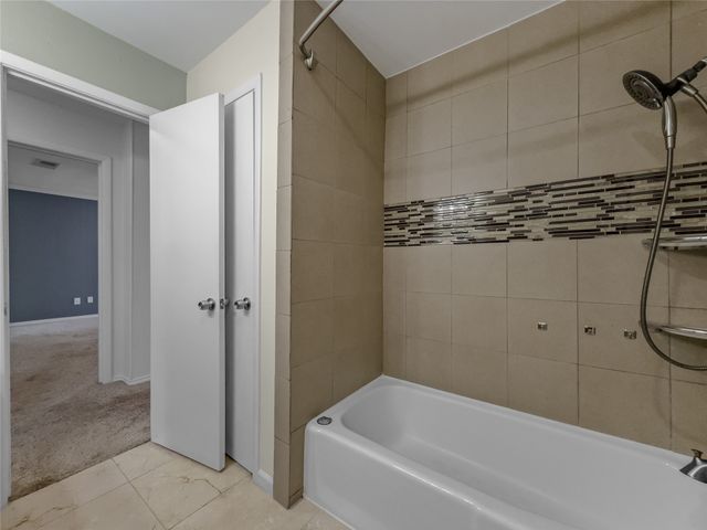 220 Cooper Drive, Hurst, TX 76053