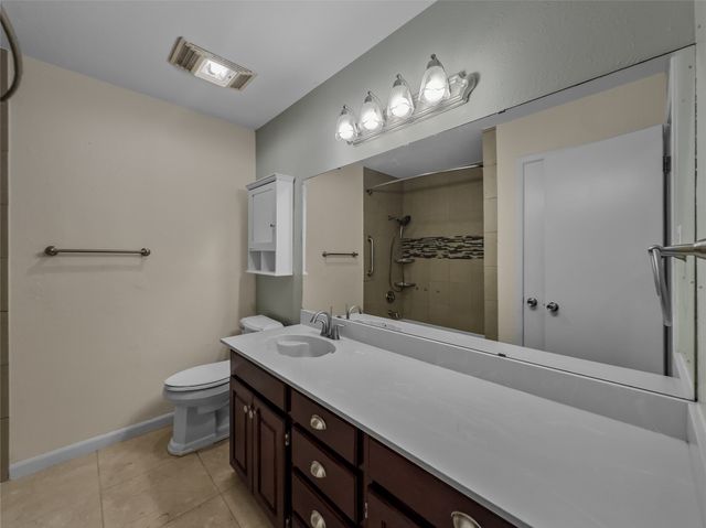 220 Cooper Drive, Hurst, TX 76053