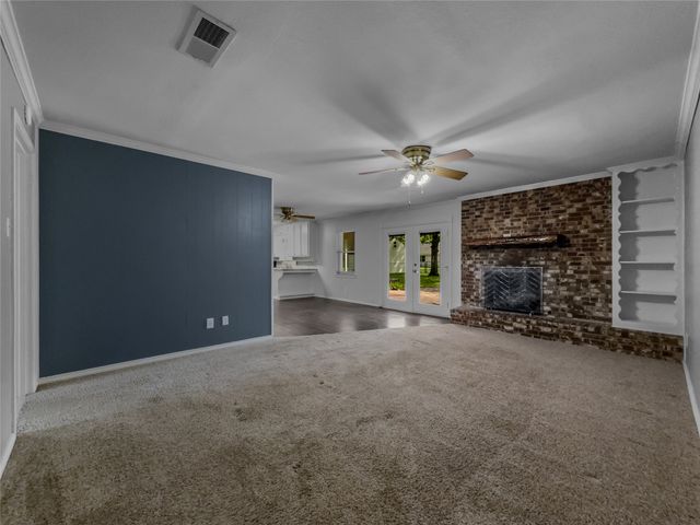 220 Cooper Drive, Hurst, TX 76053