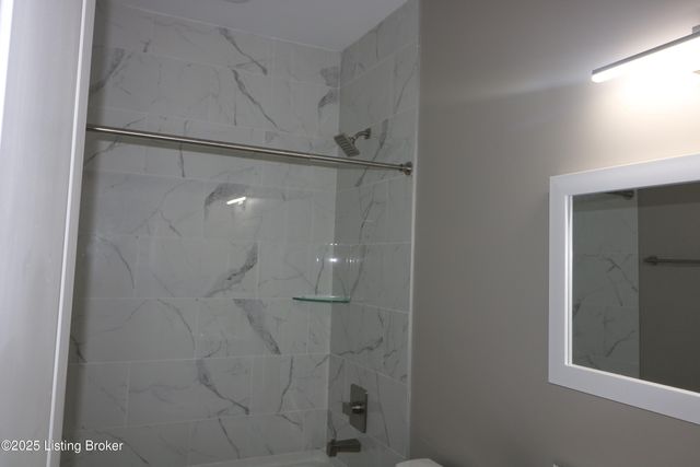 1334 Cypress St, Louisville, KY 40211