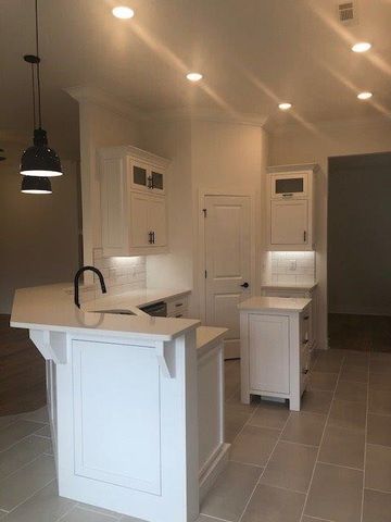1711 Cherrie Street, Bentonville, AR 72713
