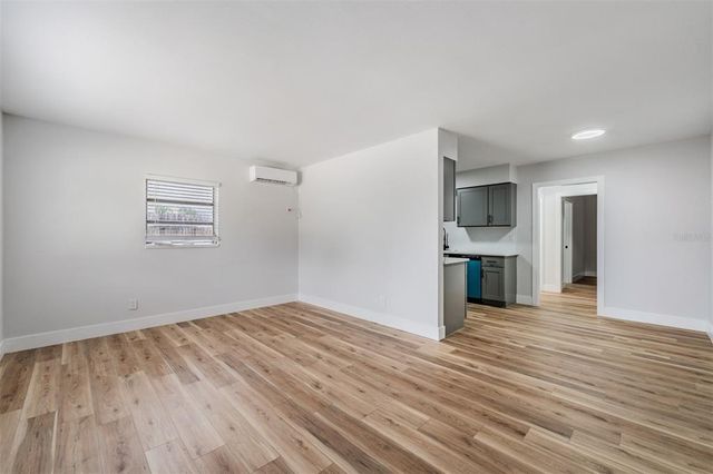1406 E HOLLAND AVENUE, Tampa, FL 33612