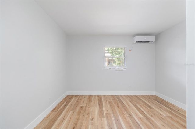 1406 E HOLLAND AVENUE, Tampa, FL 33612