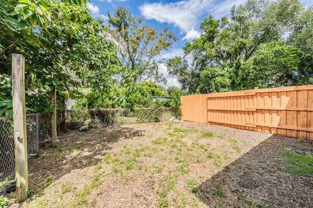1406 E HOLLAND AVENUE, Tampa, FL 33612