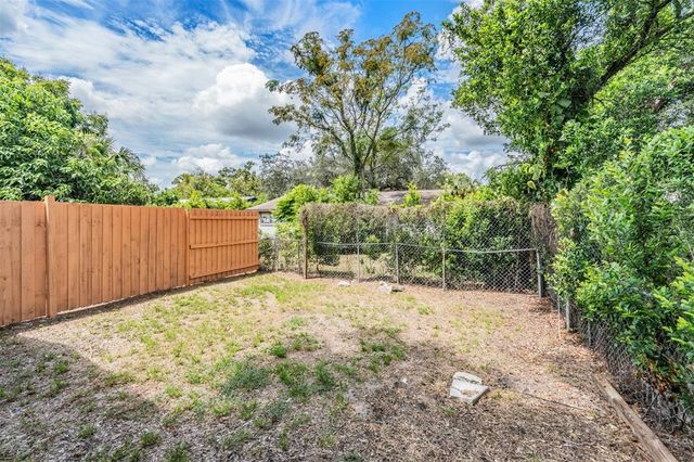 1406 E HOLLAND AVENUE, Tampa, FL 33612
