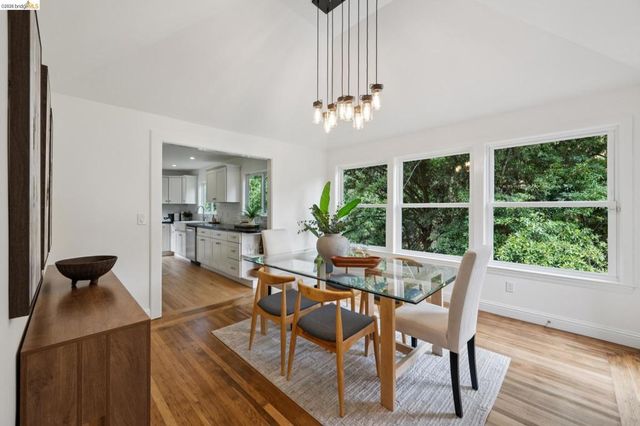 15 Edgecroft Rd, Kensington, CA 94707